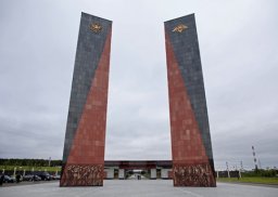 На русском "Арлингтоне" построят Храм