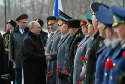 Памяти воинов, павших за свободу Отечества...