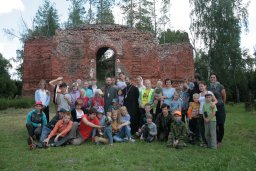 В Подмосковье завершил работу детский лагерь