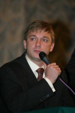 Упор на развитие, модернизацию и прогресс