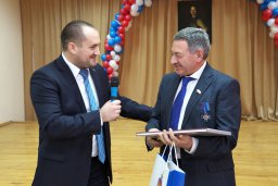 В Шумейке установили бюст Петра Великого