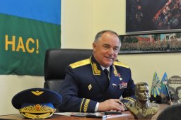 В.Востротин: "Со светлым праздником, друзья!"