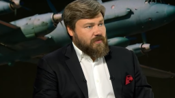 Конституцию писали в годы унижения России